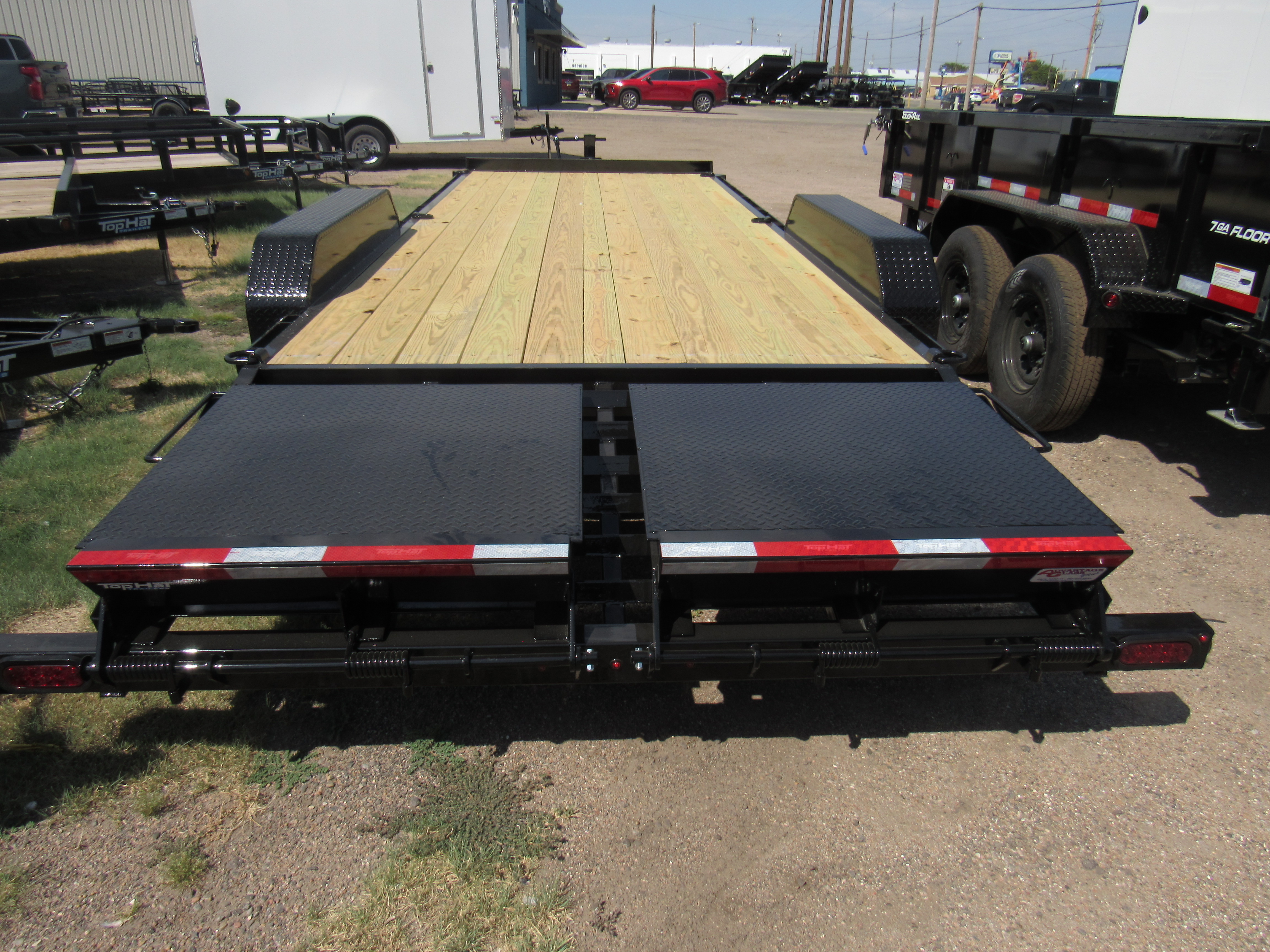 2027 Top Hat Trailers 83 X 22 EQUIPMENT HAULER 14K GVWR Equipment Trailer