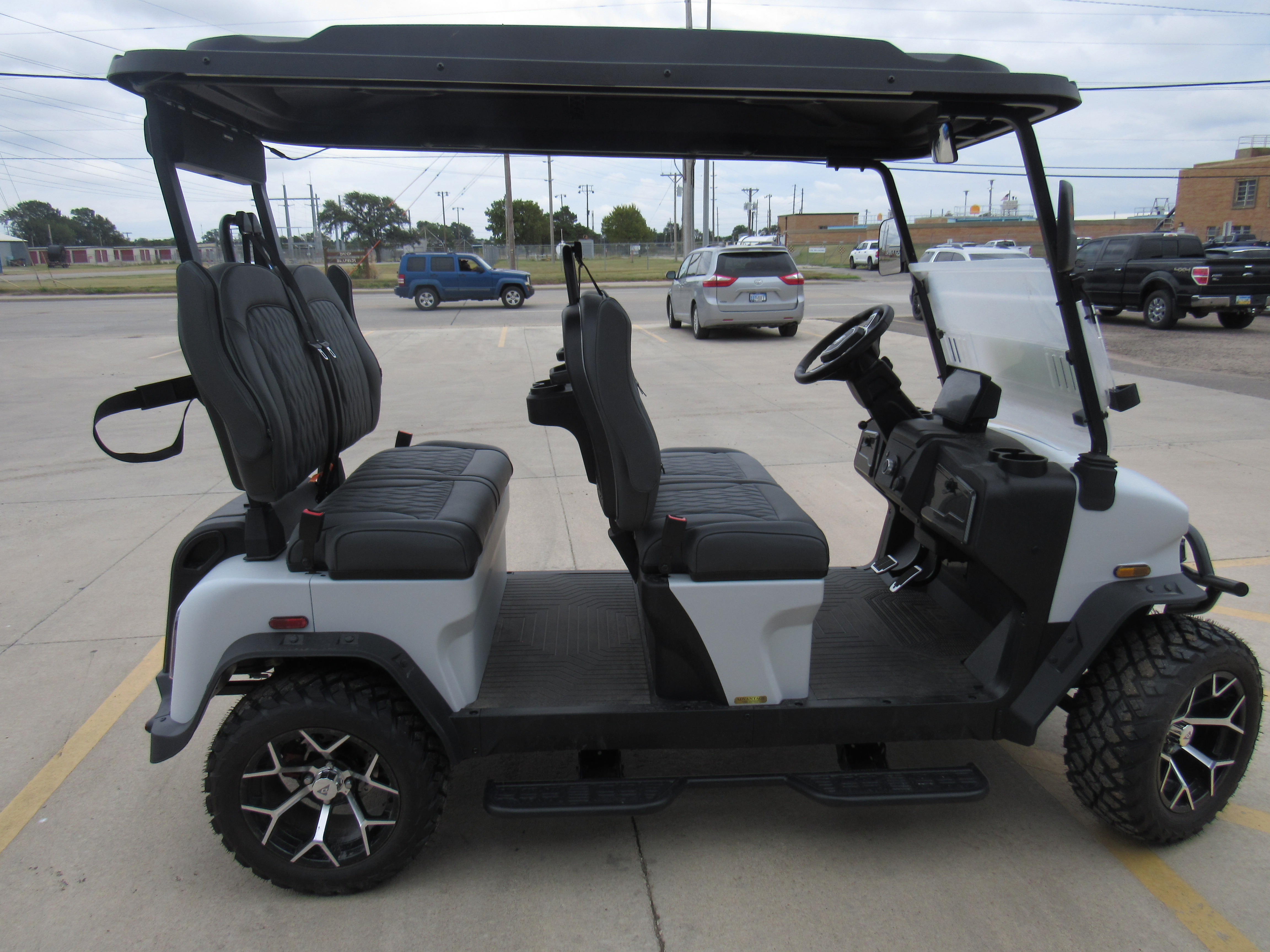 2026 Denago EV Rover XL Golf Cart