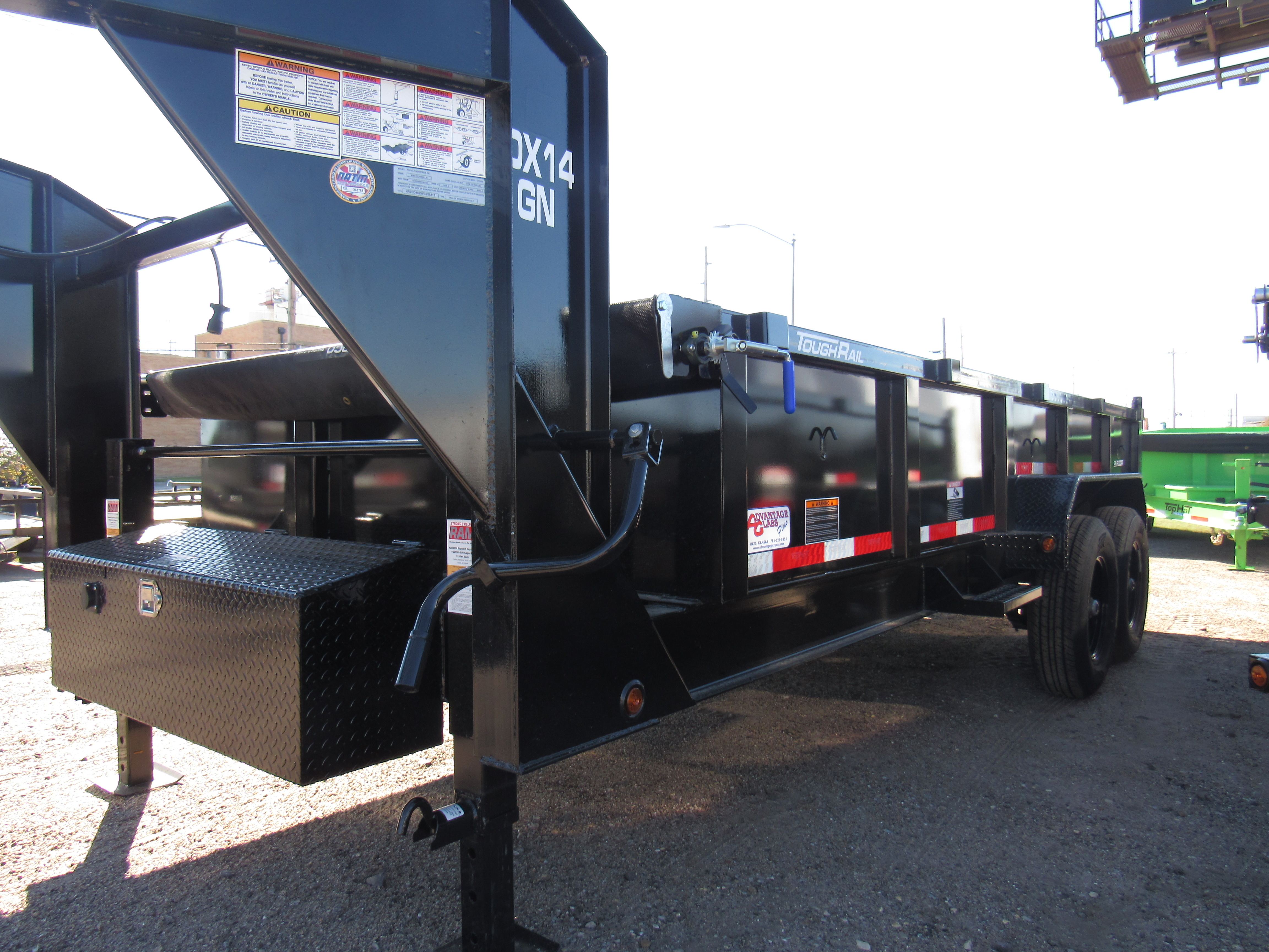 2027 Top Hat Trailers GOOSENECK LOW PROFILE DUMP 140 Gooseneck Trailer