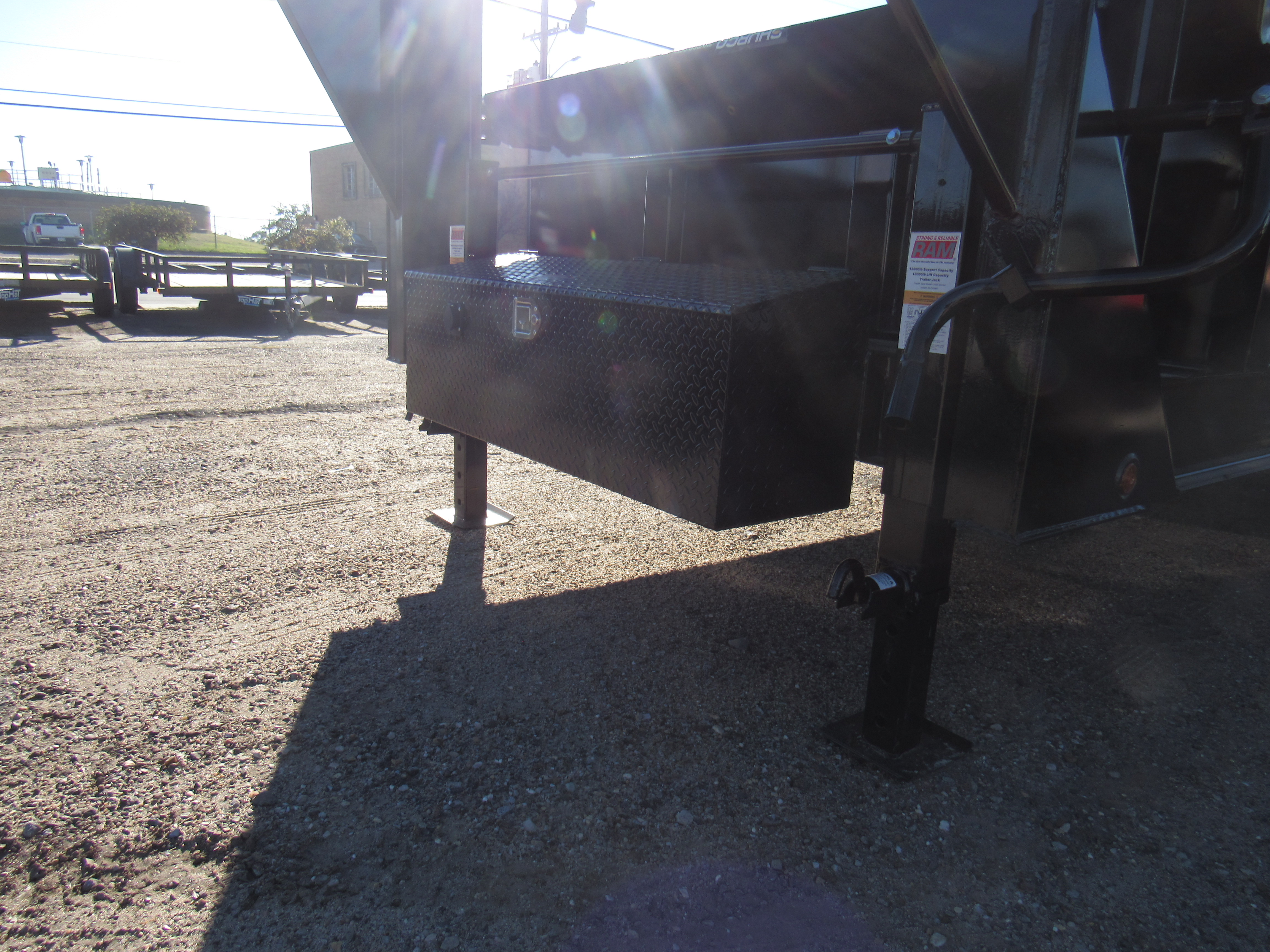 2027 Top Hat Trailers GOOSENECK LOW PROFILE DUMP 140 Gooseneck Trailer