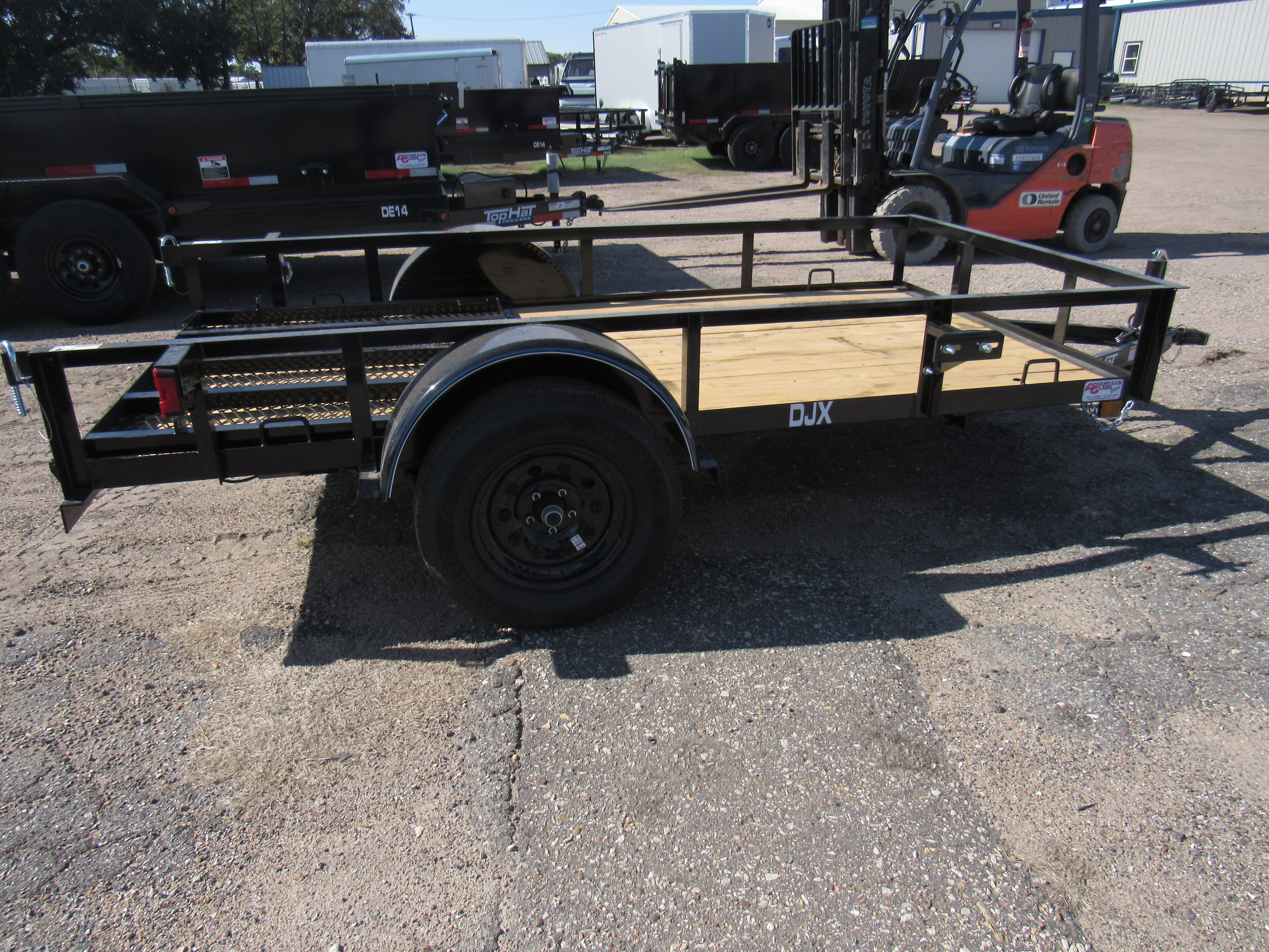 2026 Top Hat Trailers DERBY JR EXPRESS Utility Trailer